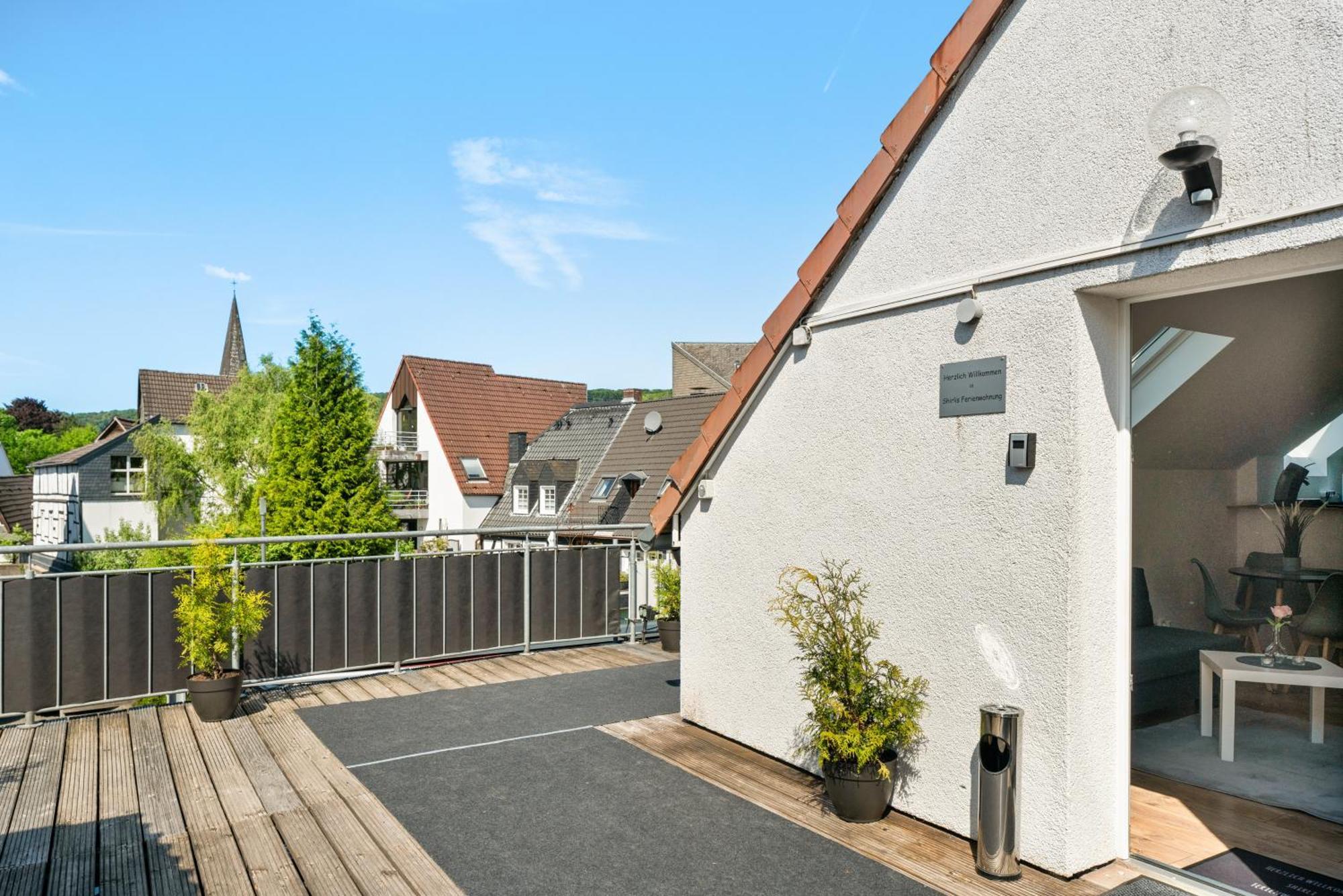 Mola Apartments-Charmante Ferienwohnung Im Herdecke Zentrum Fuer 3 Personen-Grosse Dachterrasse-Grill-Gratis Parken-Wlan Luaran gambar