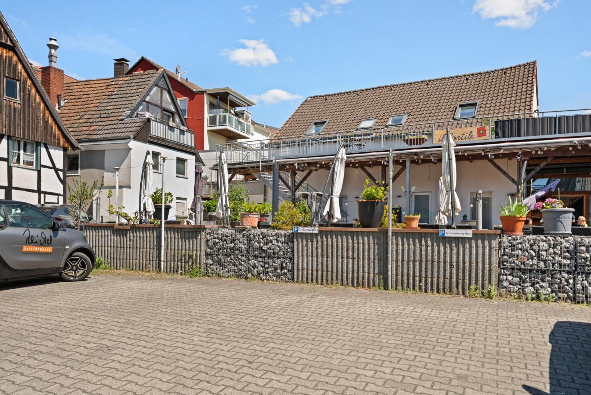 Mola Apartments-Charmante Ferienwohnung Im Herdecke Zentrum Fuer 3 Personen-Grosse Dachterrasse-Grill-Gratis Parken-Wlan Luaran gambar
